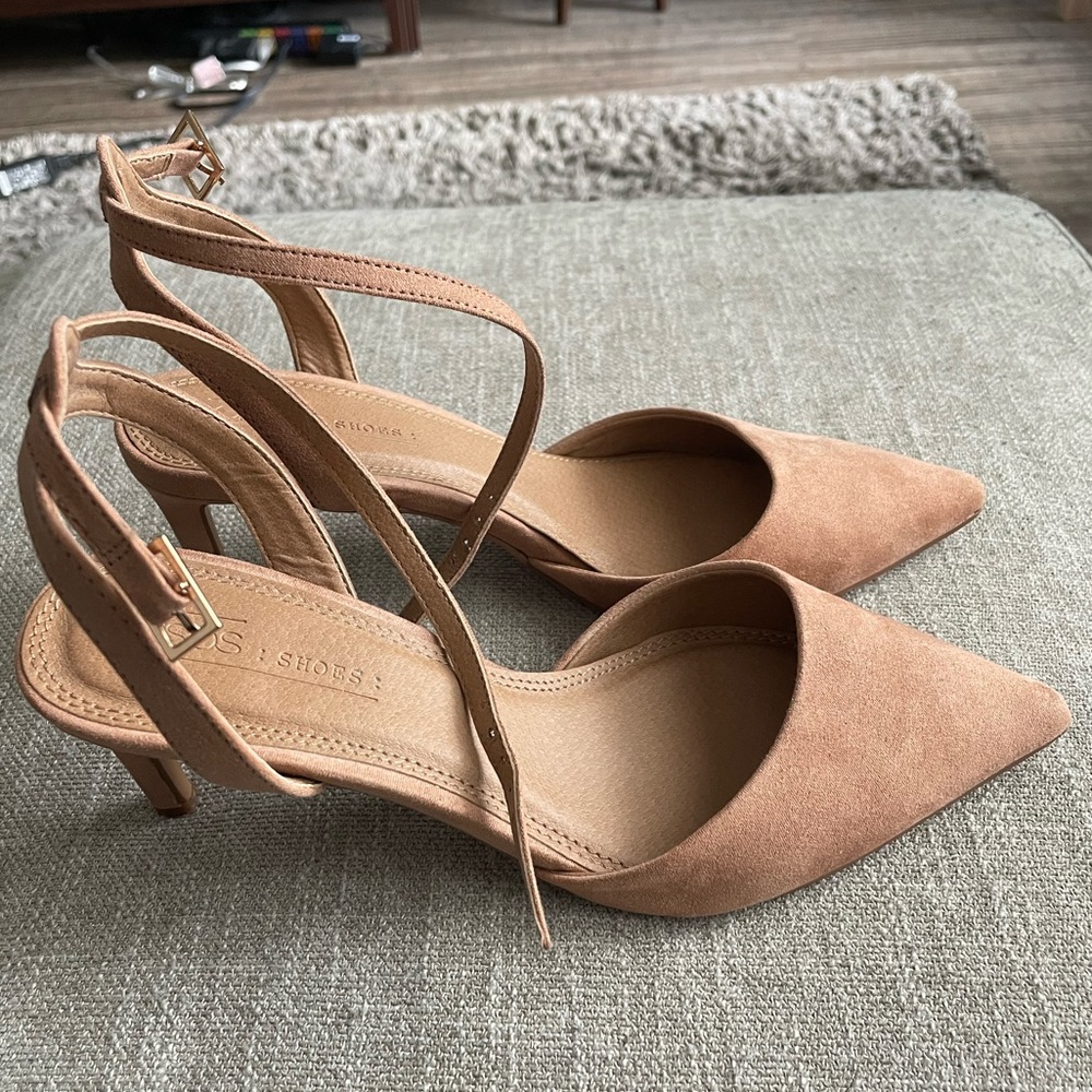 ASOS Pointed Toe Ankle Strap Pumps in Tan - Picture 2 of 6